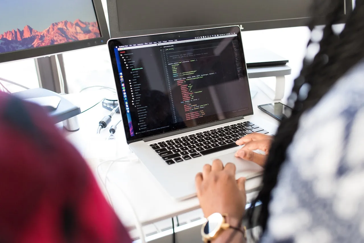 Potenciando el Desarrollo de Sistemas Web